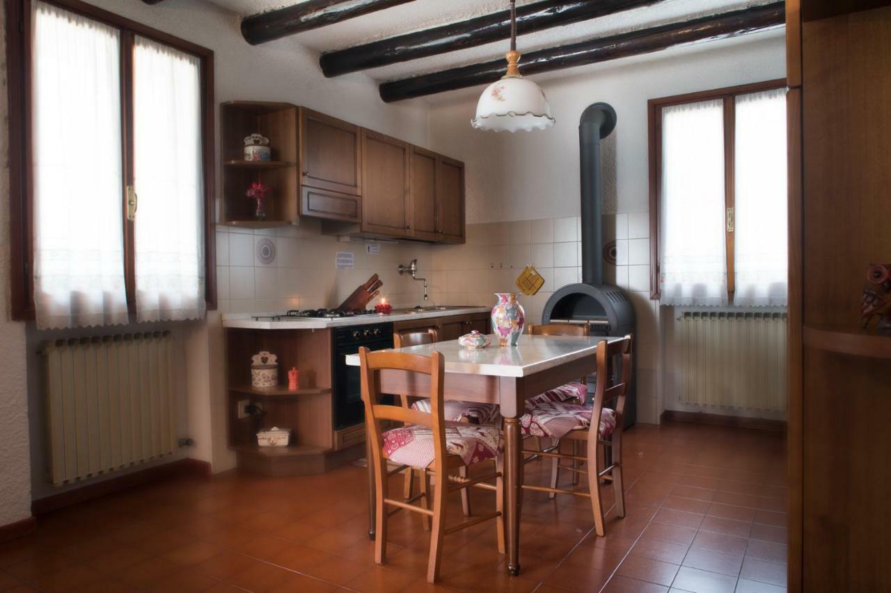 La Campagnola - Casa Vacanze Торрі-ді-Куартезоло Екстер'єр фото